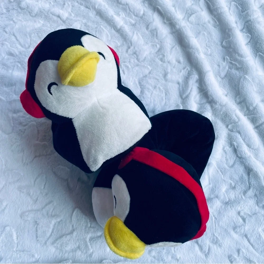 Lot of 2 Kids Penguin Sleepers 🐧❄️one Kids 9/10 and one Youth 3/4